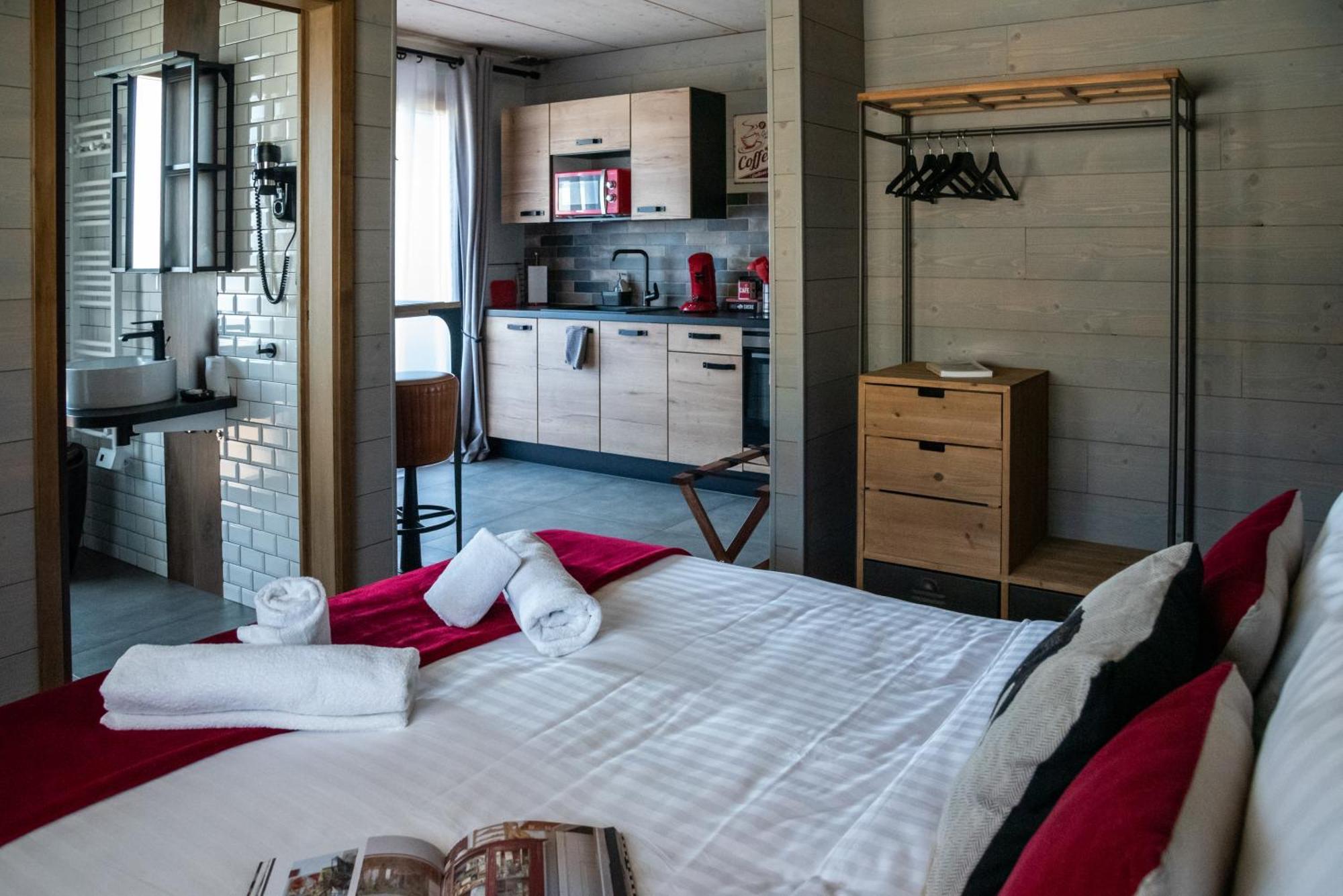 Boutique Hotel - Notre Chalet Les Fourgs Oda fotoğraf